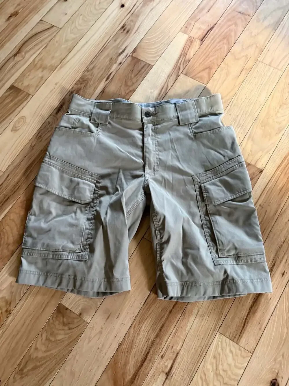 Duluth Trading Co. Men's DuluthFlex Dry on the Fly Relaxed Fit Cargo Shorts